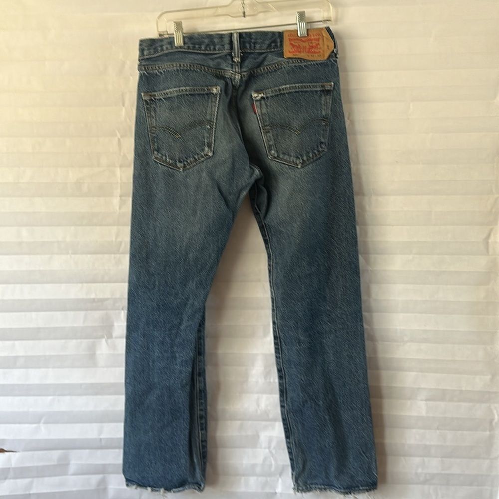 Levi's 501 Distressed Button Fly Jeans Men's Size 33x30 Classic Fit Denim - Picture 2 of 5
